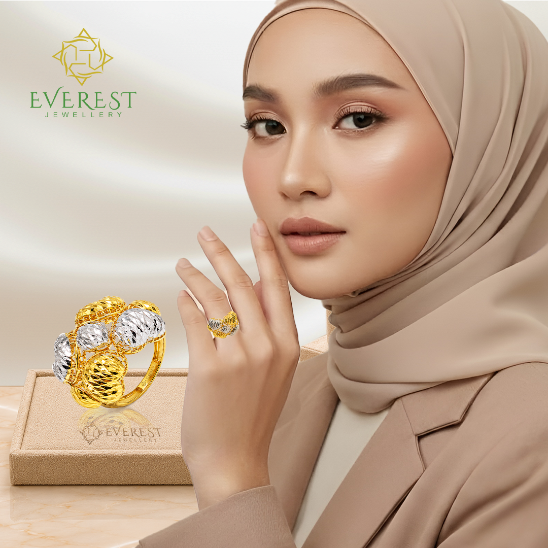 916 2C 4 Heart & Dia Hollow Ring