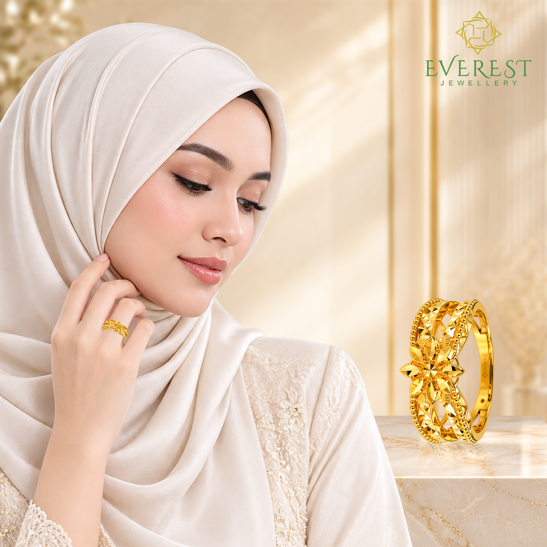916 Yellow Gold 1C Starbust Floral Ring