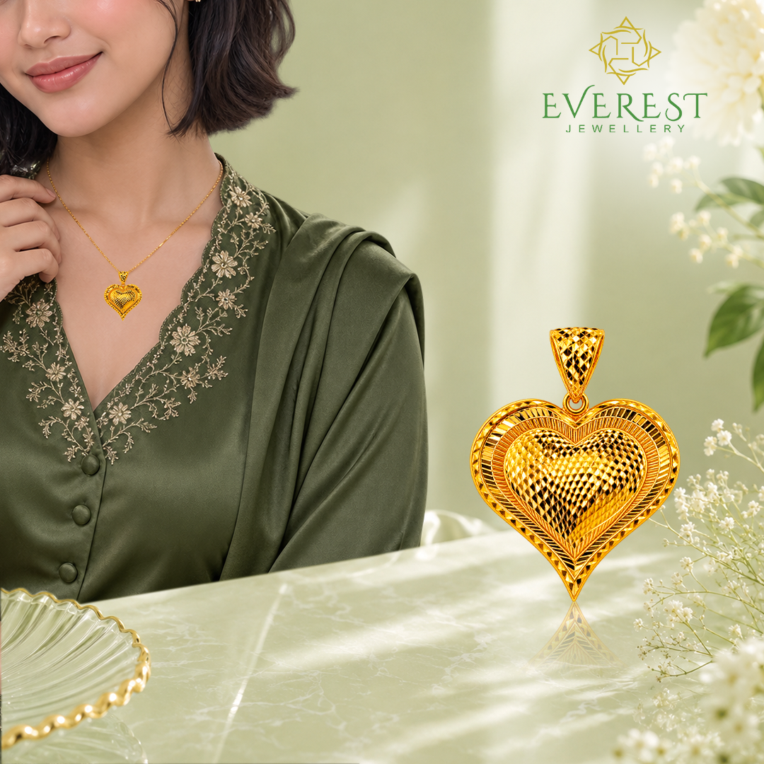 916 Yellow Gold Textured Heart Pendant XL 53mm