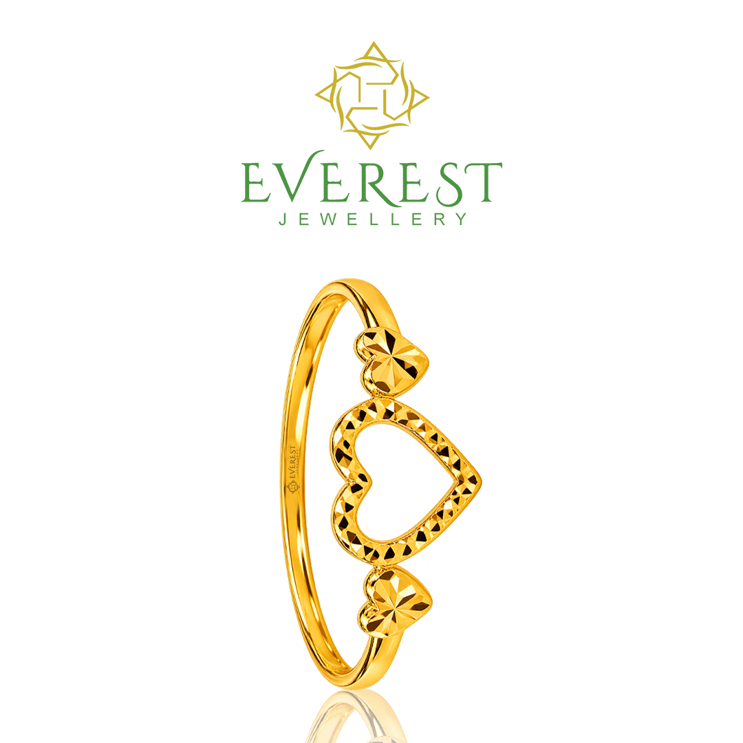 916 Yellow Gold Triple Heart Ring