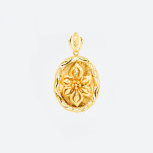 1C Flower Oval Pendant (L)