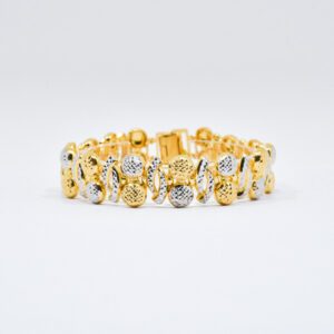 2C (8) Cut Ball Bracelet